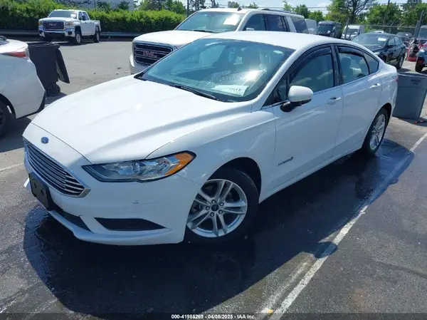3FA6P0UU1JR204607 2018 FORD FUSION - Image 2