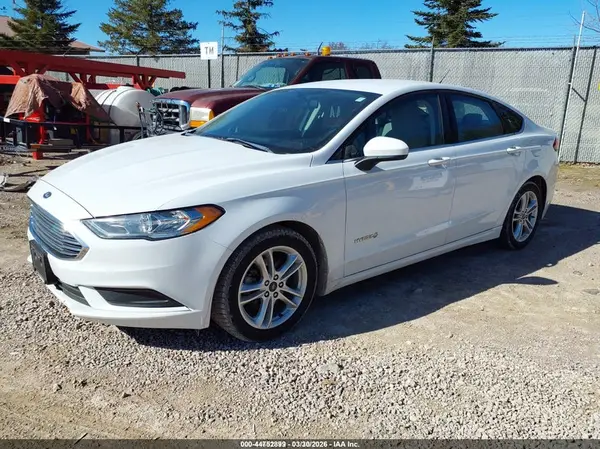 3FA6P0UU1JR227577 2018 FORD FUSION - Image 2