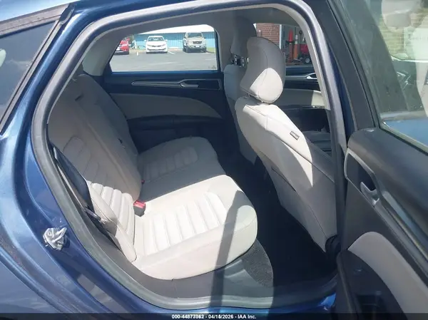 3FA6P0UU1JR235968 2018 FORD FUSION - Image 8