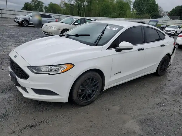 3FA6P0UU1JR244489 2018 FORD FUSION - Image 1