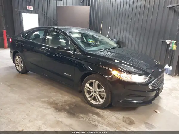 3FA6P0UU1JR254357 2018 FORD FUSION - Image 1