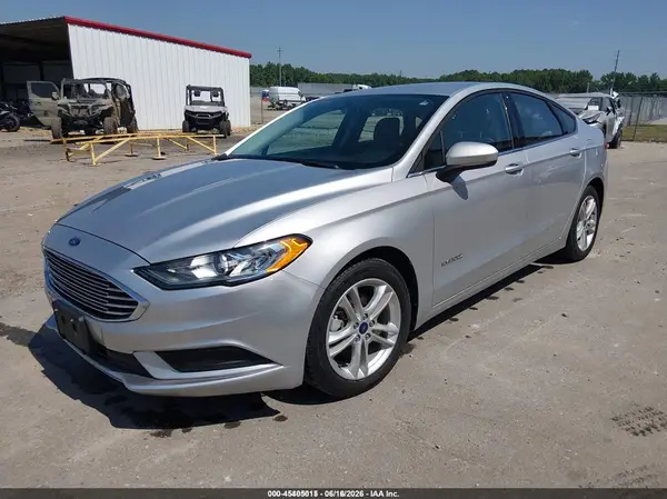 3FA6P0UU1JR254388 2018 FORD FUSION - Image 2