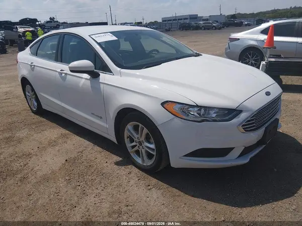 3FA6P0UU1JR278965 2018 FORD FUSION - Image 1