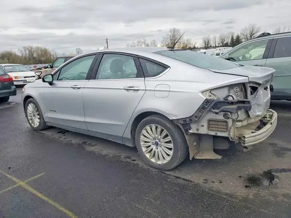 3FA6P0UU2GR329818 2016 FORD FUSION - Image 2