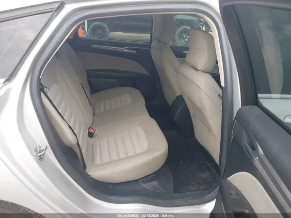3FA6P0UU2HR126946 2017 FORD FUSION - Image 8