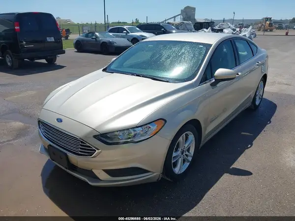 3FA6P0UU2JR100272 2018 FORD FUSION - Image 2