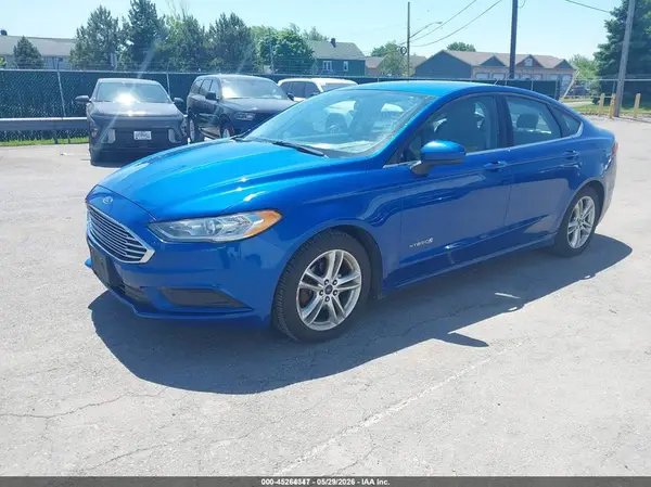 3FA6P0UU2JR100479 2018 FORD FUSION - Image 2