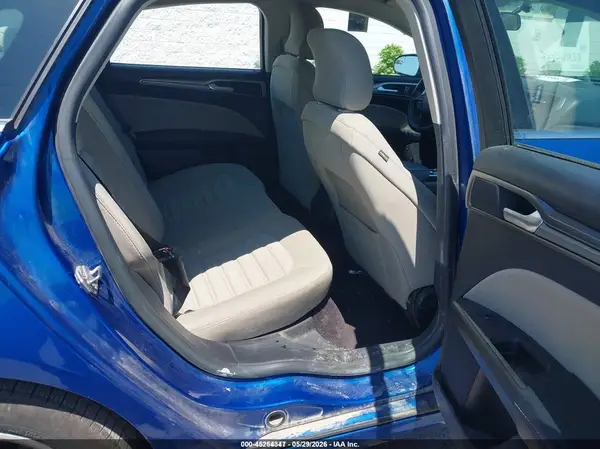 3FA6P0UU2JR100479 2018 FORD FUSION - Image 8