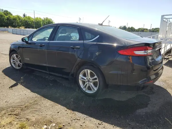 3FA6P0UU2JR100742 2018 FORD FUSION - Image 2