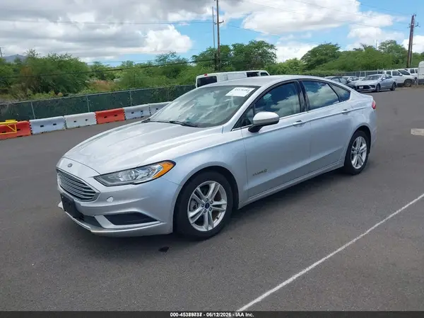 3FA6P0UU2JR123020 2018 FORD FUSION - Image 2