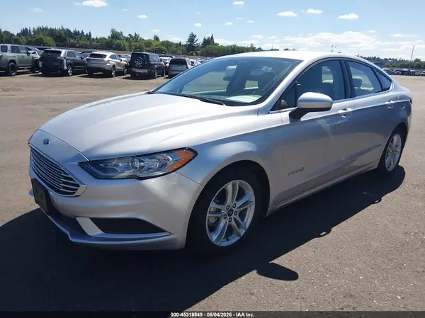 3FA6P0UU2JR141890 2018 FORD FUSION - Image 2