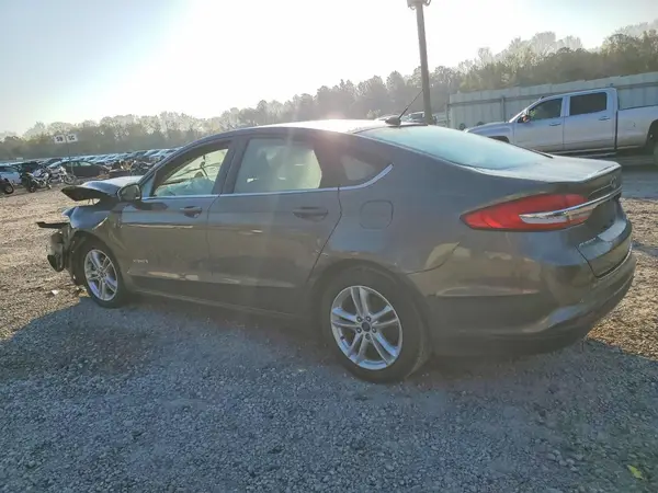 3FA6P0UU2JR141940 2018 FORD FUSION - Image 2
