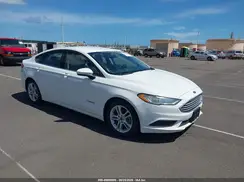 3FA6P0UU2JR142411 2018 FORD FUSION