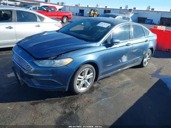 3FA6P0UU2JR167731 2018 FORD FUSION - Image 2