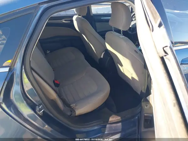 3FA6P0UU2JR167731 2018 FORD FUSION - Image 8