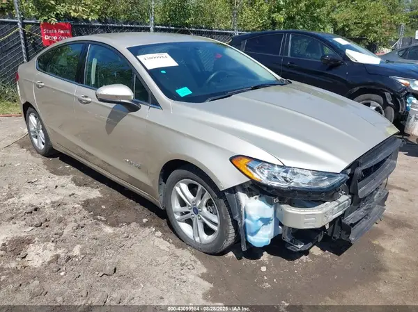 3FA6P0UU2JR191558 2018 FORD FUSION - Image 1
