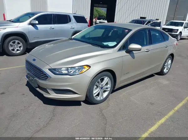 3FA6P0UU2JR209444 2018 FORD FUSION - Image 2
