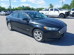 3FA6P0UU2JR235851 2018 FORD FUSION