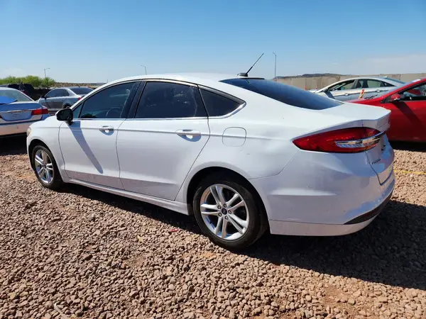 3FA6P0UU2JR241620 2018 FORD FUSION - Image 2