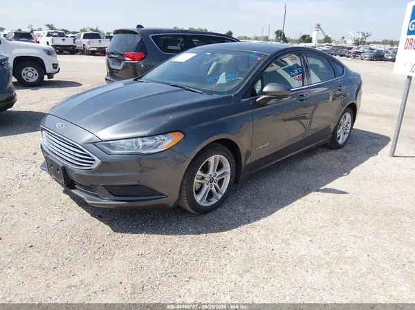 3FA6P0UU2JR243609 2018 FORD FUSION - Image 2