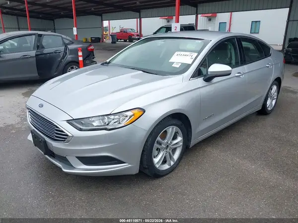 3FA6P0UU2JR254352 2018 FORD FUSION - Image 2