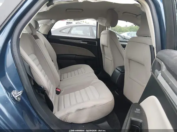 3FA6P0UU2JR254383 2018 FORD FUSION - Image 8