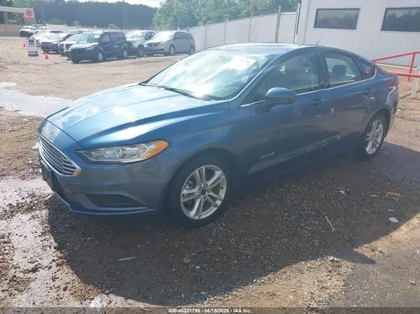 3FA6P0UU2JR273676 2018 FORD FUSION - Image 2