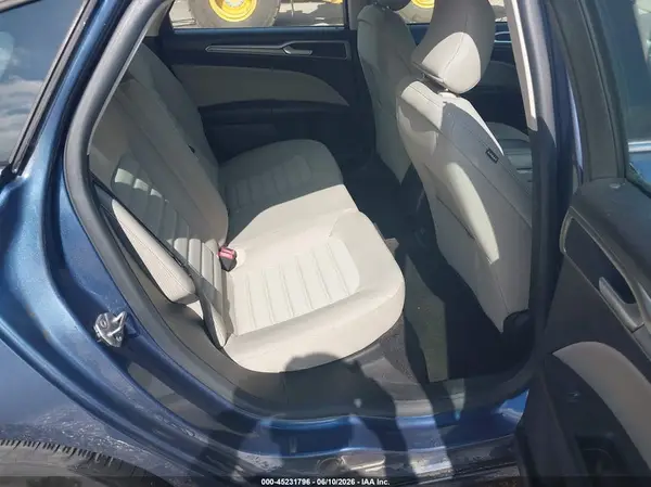 3FA6P0UU2JR273676 2018 FORD FUSION - Image 8