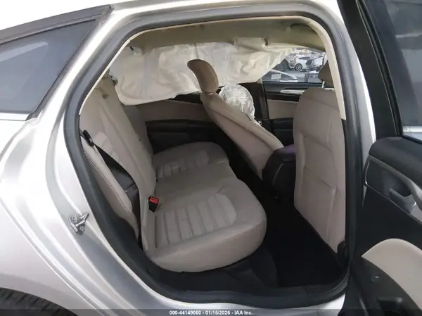 3FA6P0UU2JR279025 2018 FORD FUSION - Image 8