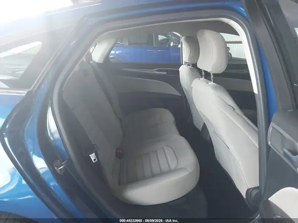 3FA6P0UU2JR281938 2018 FORD FUSION - Image 8