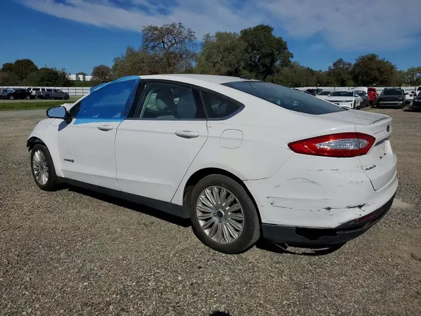 3FA6P0UU3GR200910 2016 FORD FUSION - Image 2