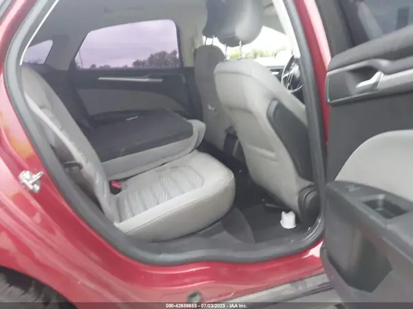 3FA6P0UU3GR405899 2016 FORD FUSION - Image 8