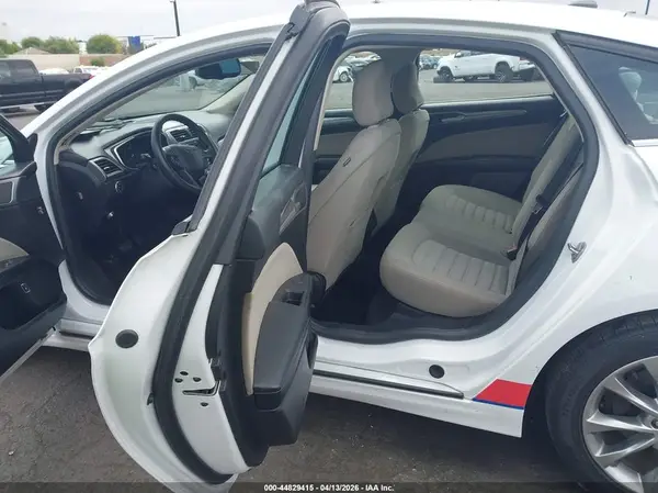 3FA6P0UU3HR235254 2017 FORD FUSION - Image 8