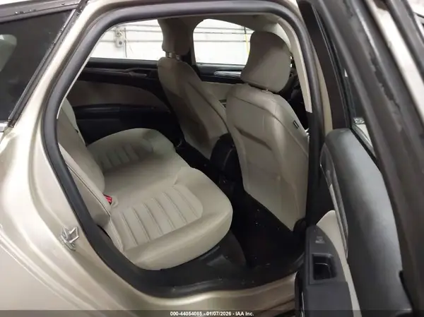 3FA6P0UU3JR100135 2018 FORD FUSION - Image 8