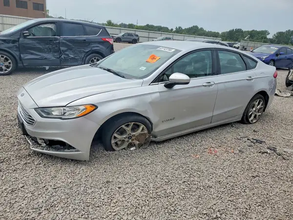 3FA6P0UU3JR100202 2018 FORD FUSION - Image 1