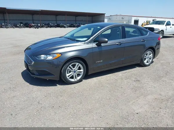 3FA6P0UU3JR100782 2018 FORD FUSION - Image 2