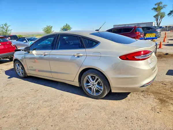 3FA6P0UU3JR100989 2018 FORD FUSION - Image 2