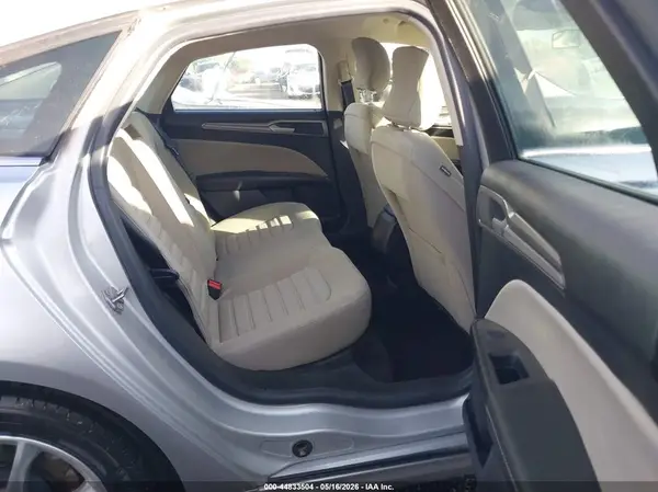 3FA6P0UU3JR198387 2018 FORD FUSION - Image 8