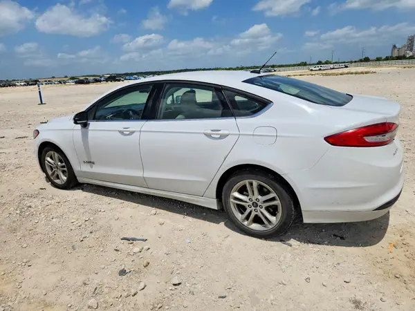 3FA6P0UU3JR204396 2018 FORD FUSION - Image 2