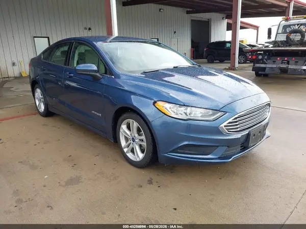 3FA6P0UU3JR209470 2018 FORD FUSION - Image 1