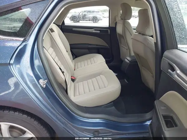 3FA6P0UU3JR209470 2018 FORD FUSION - Image 8