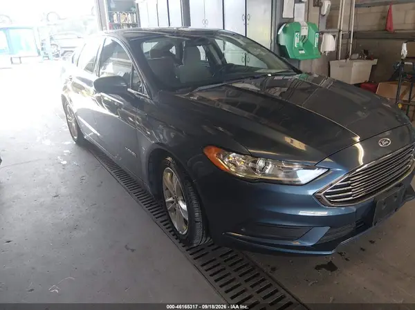 3FA6P0UU3JR227578 2018 FORD FUSION - Image 1