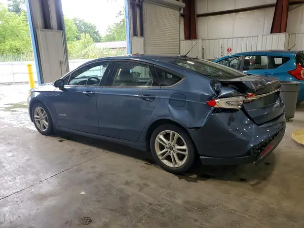 3FA6P0UU3JR235924 2018 FORD FUSION - Image 2