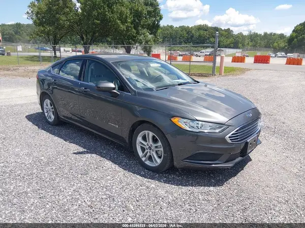 3FA6P0UU3JR254487 2018 FORD FUSION - Image 1