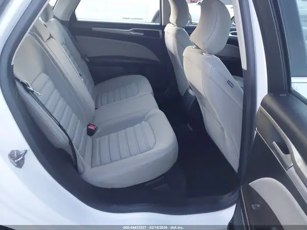 3FA6P0UU3JR279051 2018 FORD FUSION - Image 8