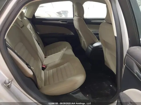 3FA6P0UU4HR134661 2017 FORD FUSION - Image 8