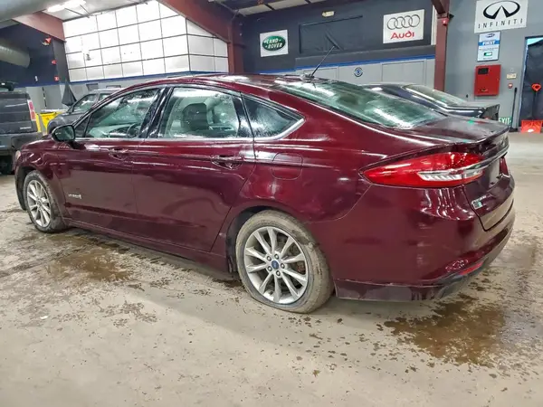 3FA6P0UU4HR135972 2017 FORD FUSION - Image 2