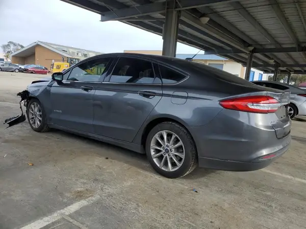 3FA6P0UU4HR217569 2017 FORD FUSION - Image 2