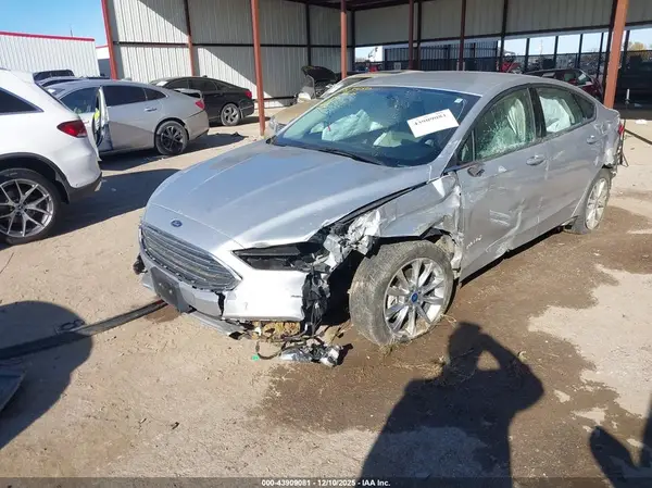 3FA6P0UU4HR360649 2017 FORD FUSION - Image 2