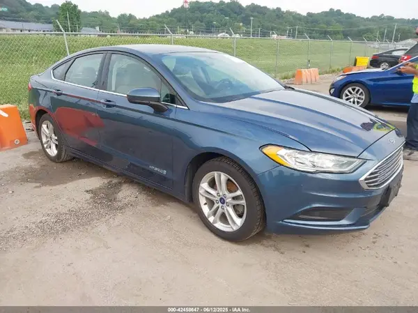 3FA6P0UU4JR100080 2018 FORD FUSION - Image 1